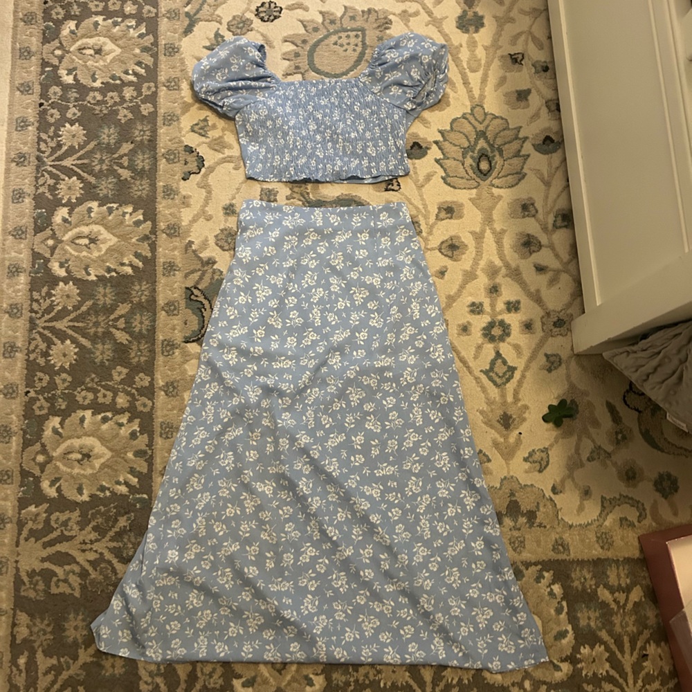 Floral Matching Set - Picture 2 of 6